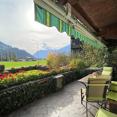 Rohrmoser Apartament *